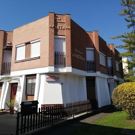 Roxanna Apartman Gyula Bagian luar foto
