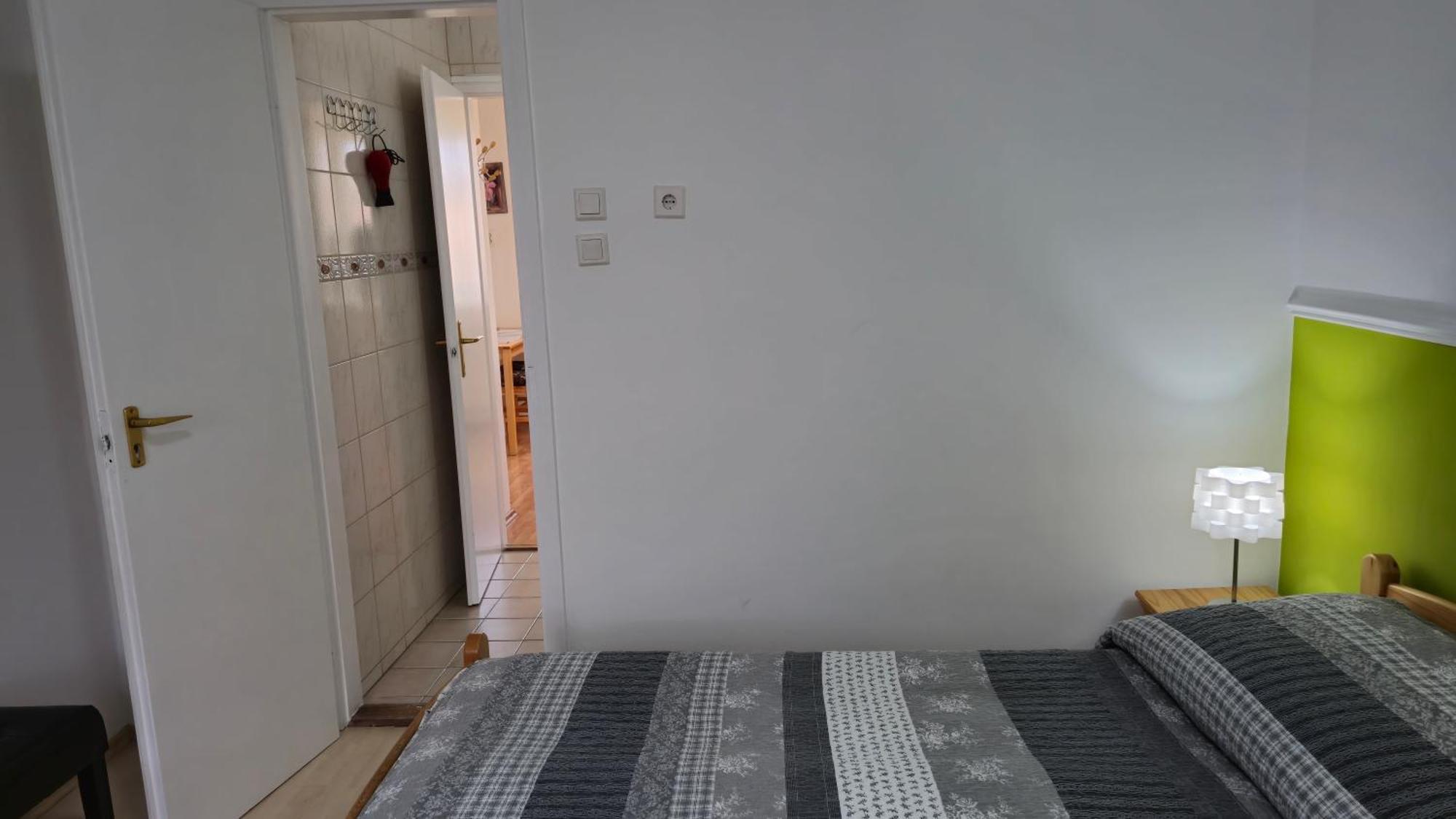 Roxanna Apartman Gyula Bagian luar foto