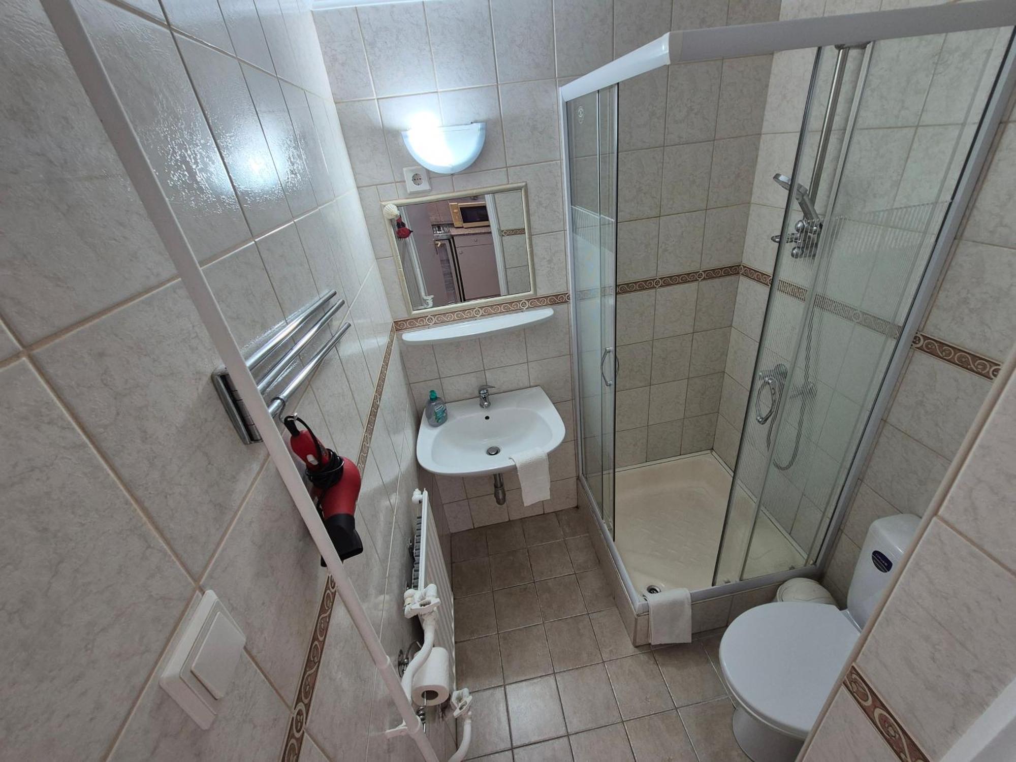 Roxanna Apartman Gyula Bagian luar foto
